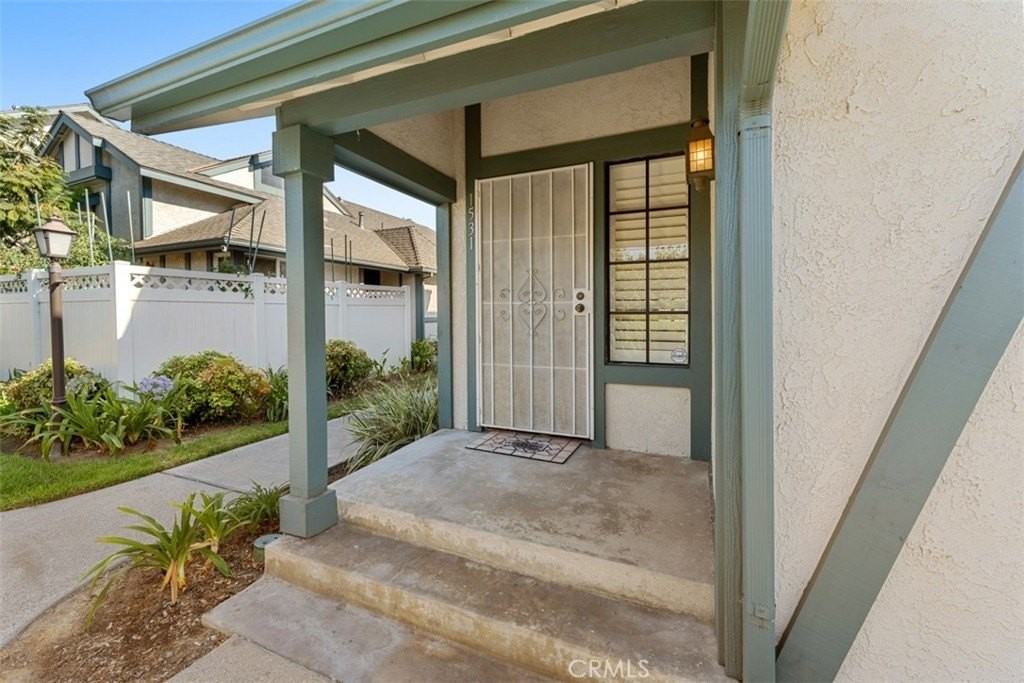 1531 W Nottingham Ln - Photo 3 of 20