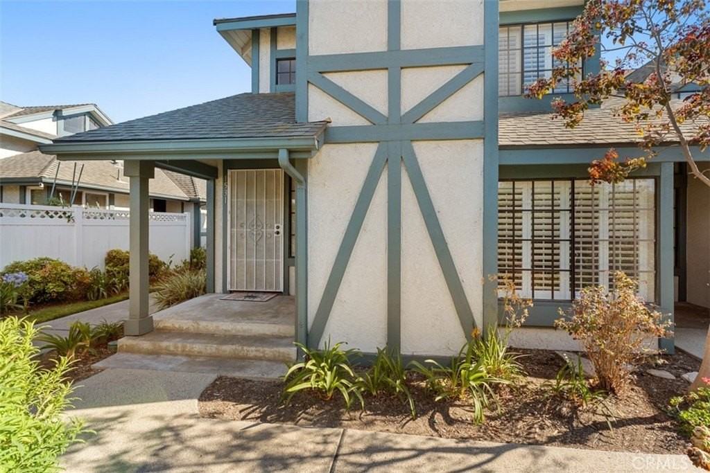 1531 W Nottingham Ln - Photo 4 of 20