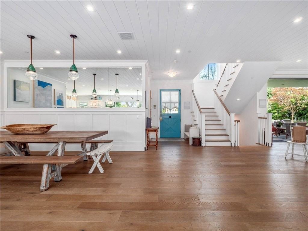 3403 Laurel Ave - Photo 3 of 50