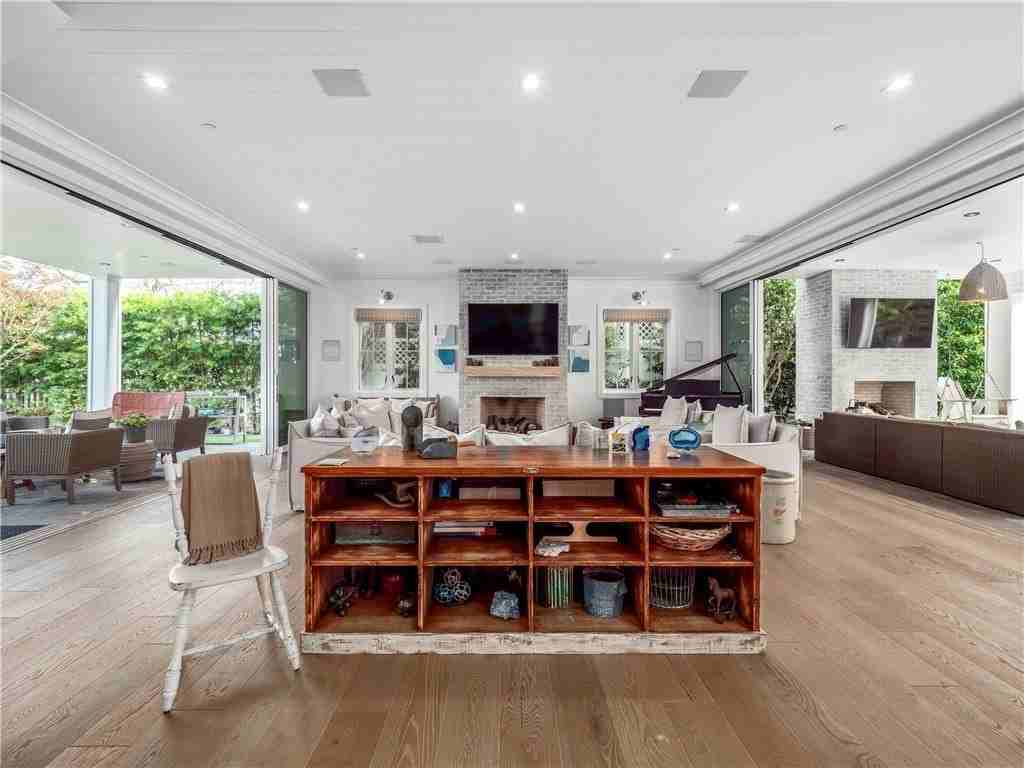 3403 Laurel Ave - Photo 4 of 50