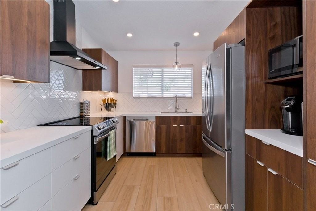 505 S Farrell Dr #H44 - Photo 6 of 18