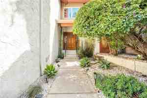 featured image of 4208 Morro Dr