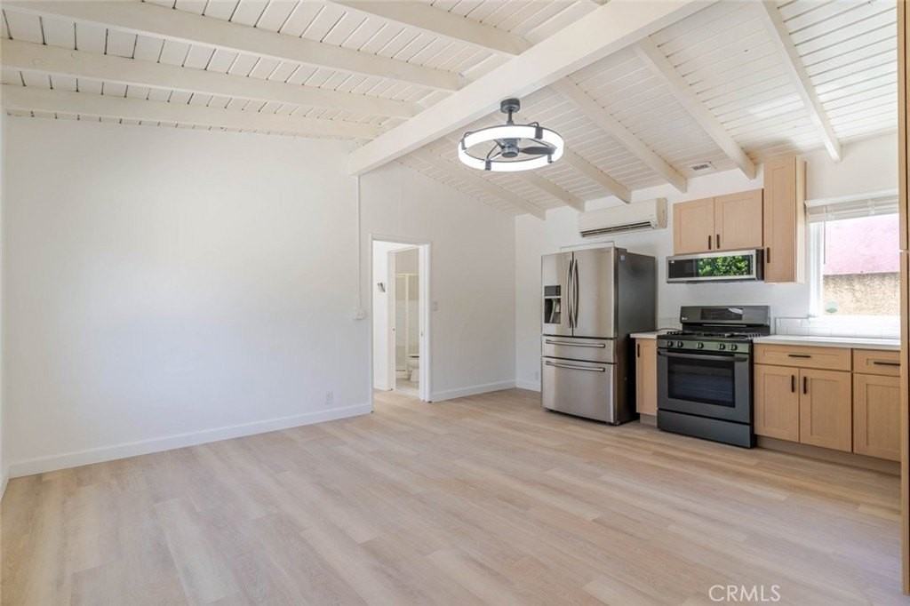 5730 Willowcrest Ave - Photo 6 of 18