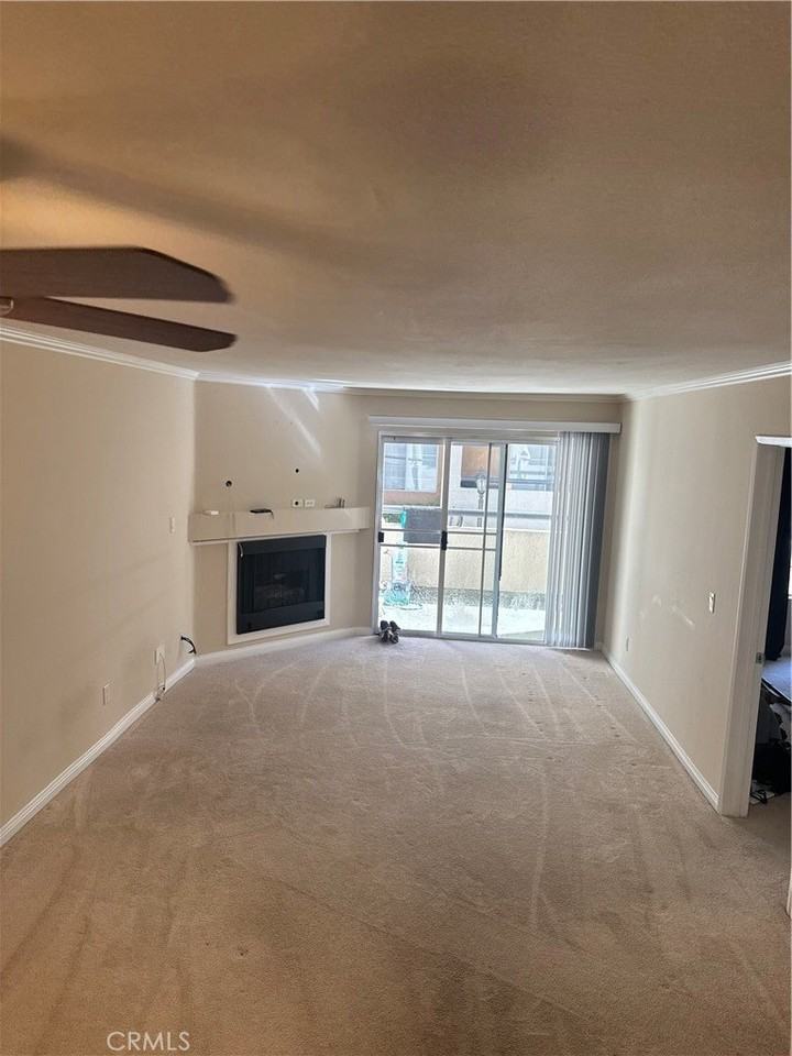 5530 Owensmouth Ave #110 - Photo 4 of 12