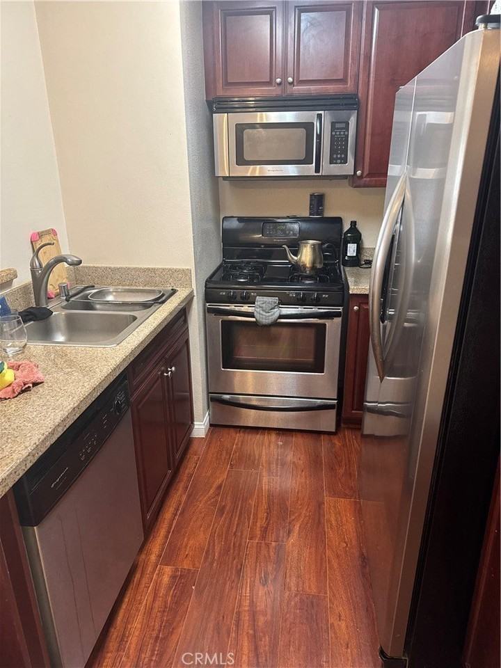 5530 Owensmouth Ave #110 - Photo 6 of 12