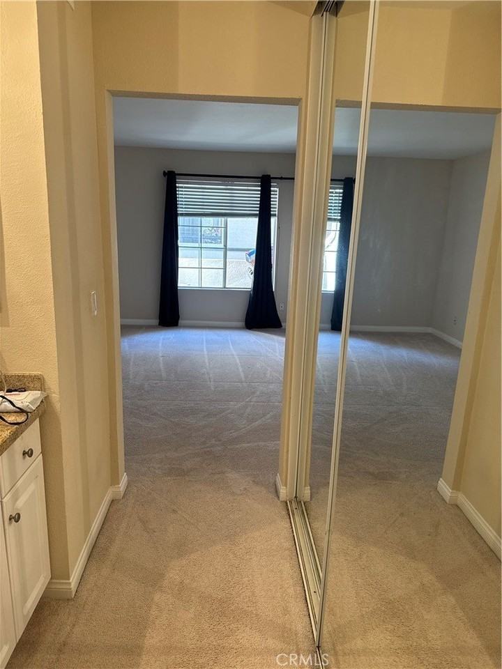 5530 Owensmouth Ave #110 - Photo 7 of 12