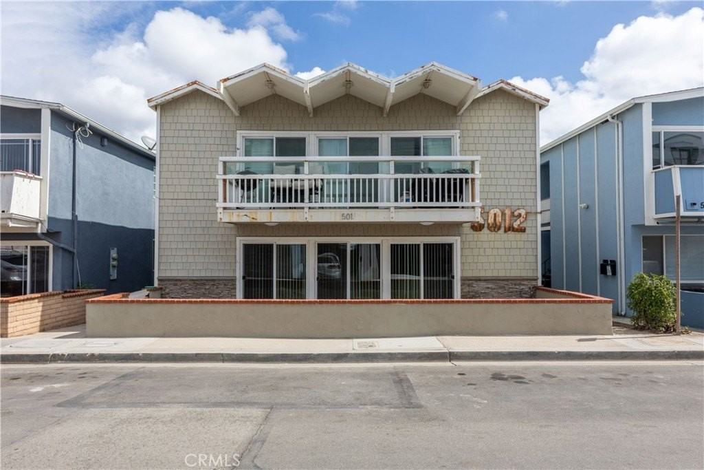 5012 Seashore Dr #A - Photo 2 of 31