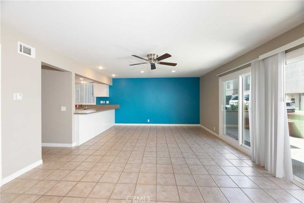 5012 Seashore Dr #A - Photo 6 of 31