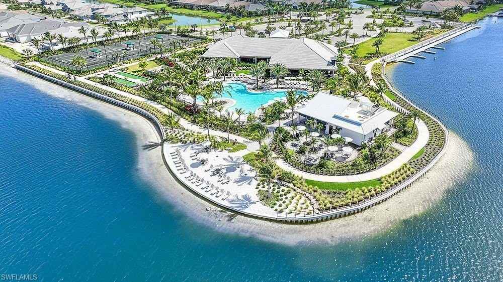 12290 Canal Grande Dr - Photo 7 of 31