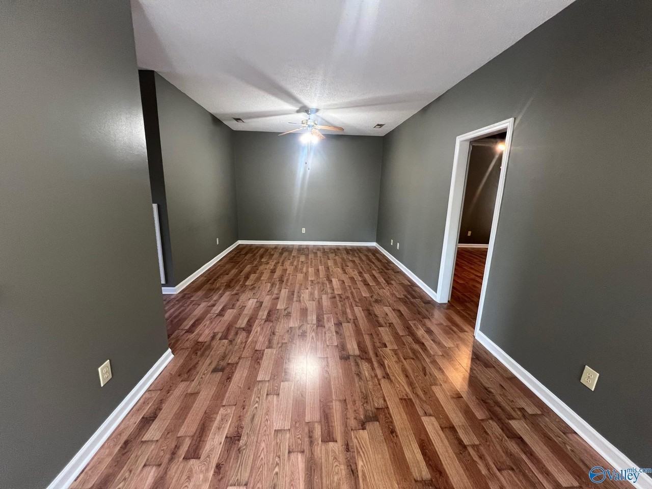 111 Bentworth Ln - Photo 7 of 11