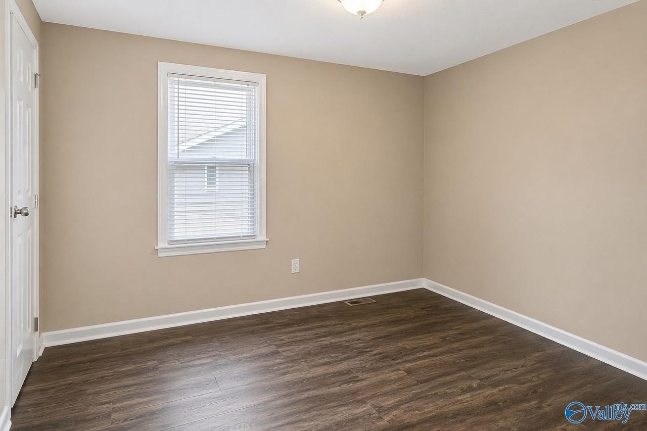 3912 Pine Ave Sw - Photo 3 of 8