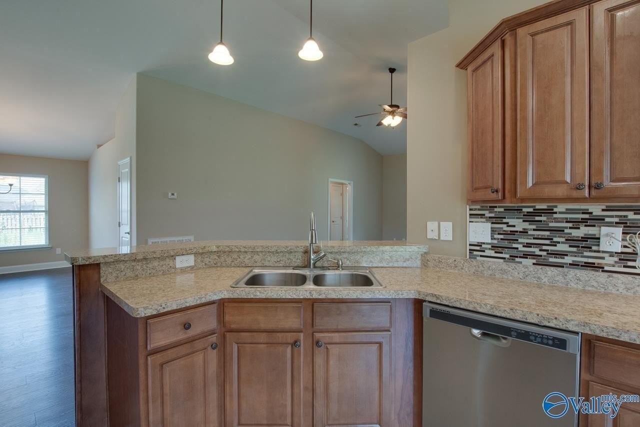 103 Fields Pond Dr - Photo 6 of 26