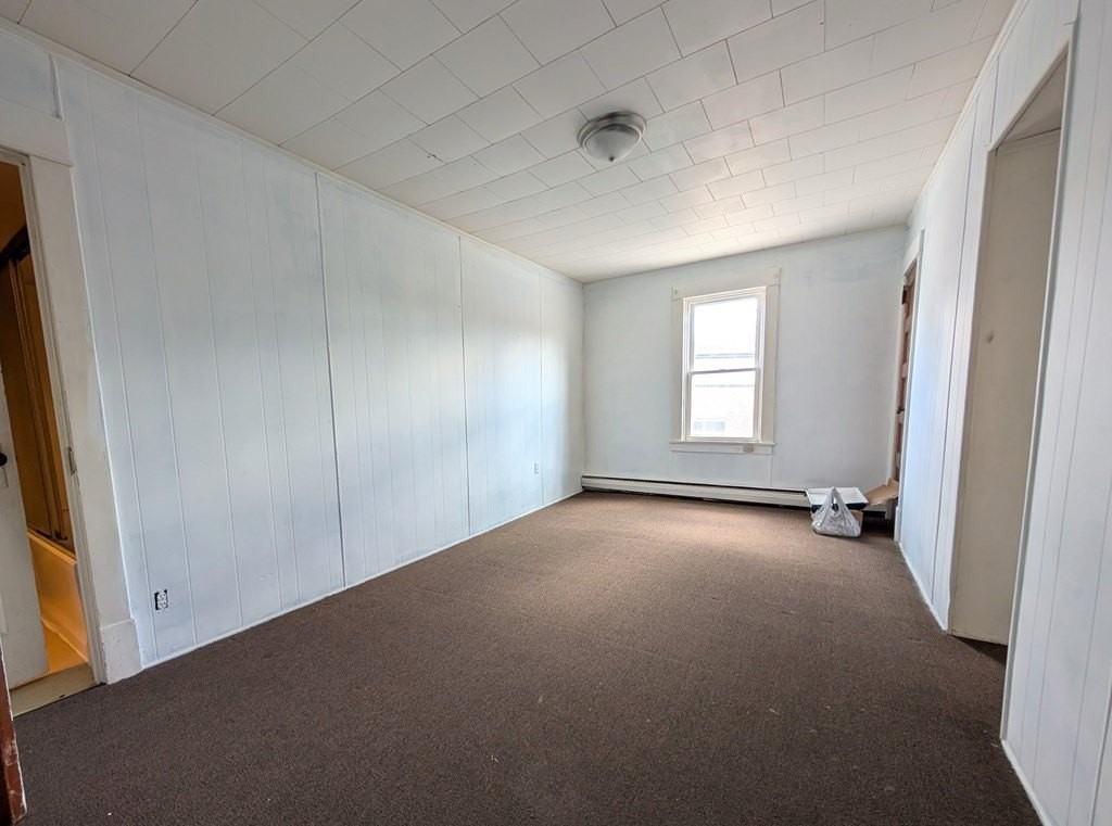 18 1/2 Pearl St - Photo 6 of 8