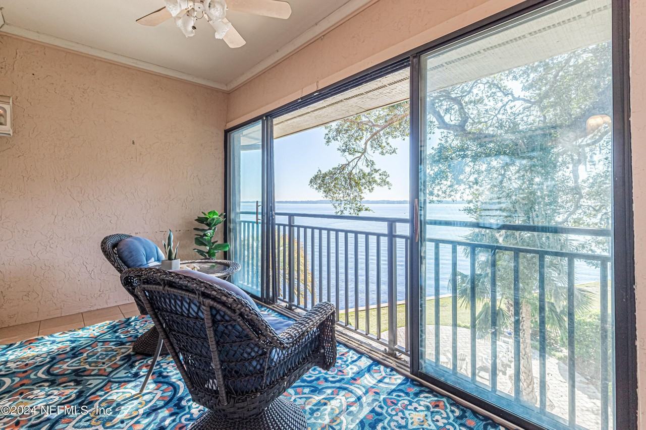 2099 Winterbourne W #308 - Photo 7 of 50