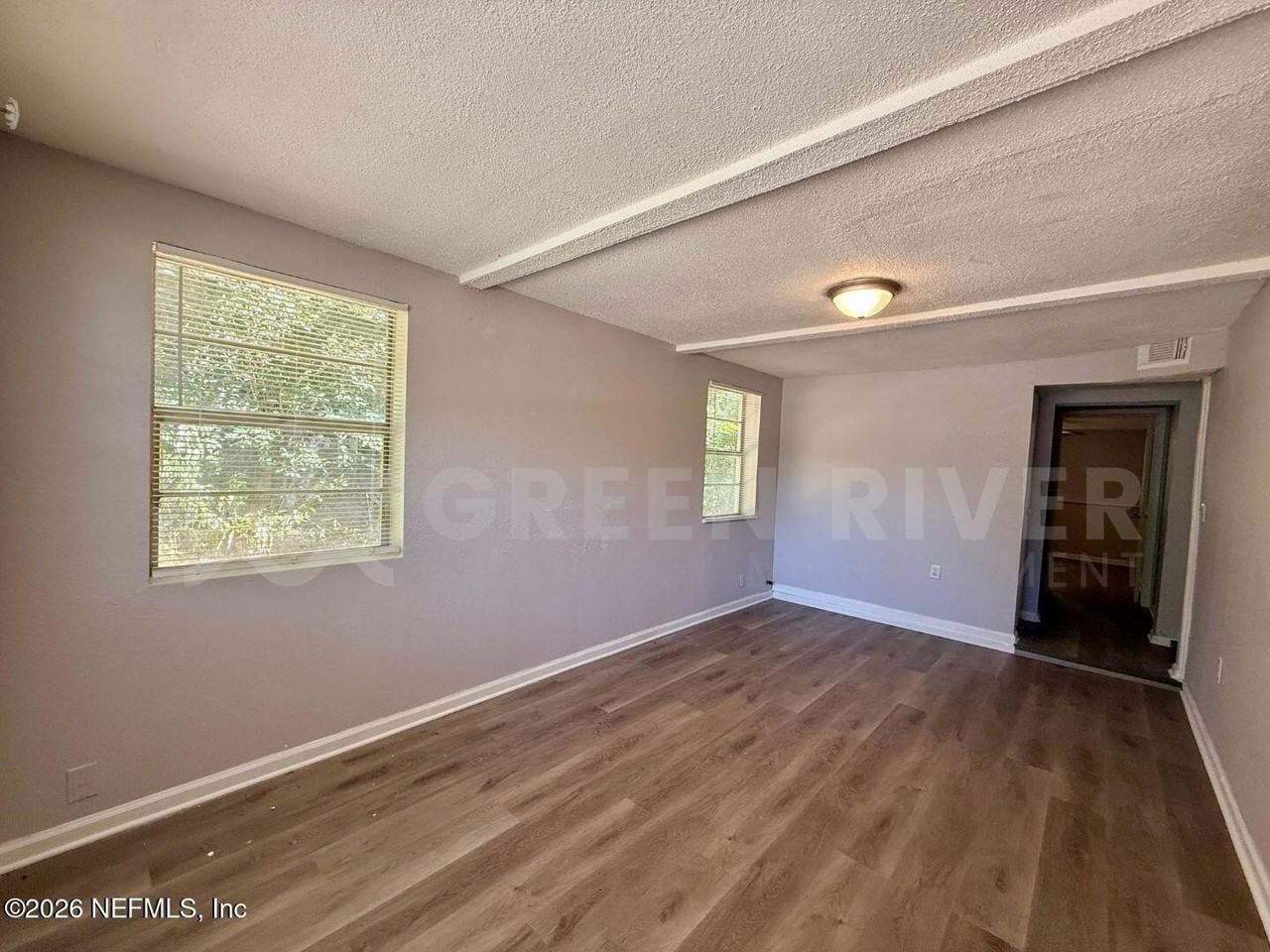 3078 W 15th St - Photo 6 of 24