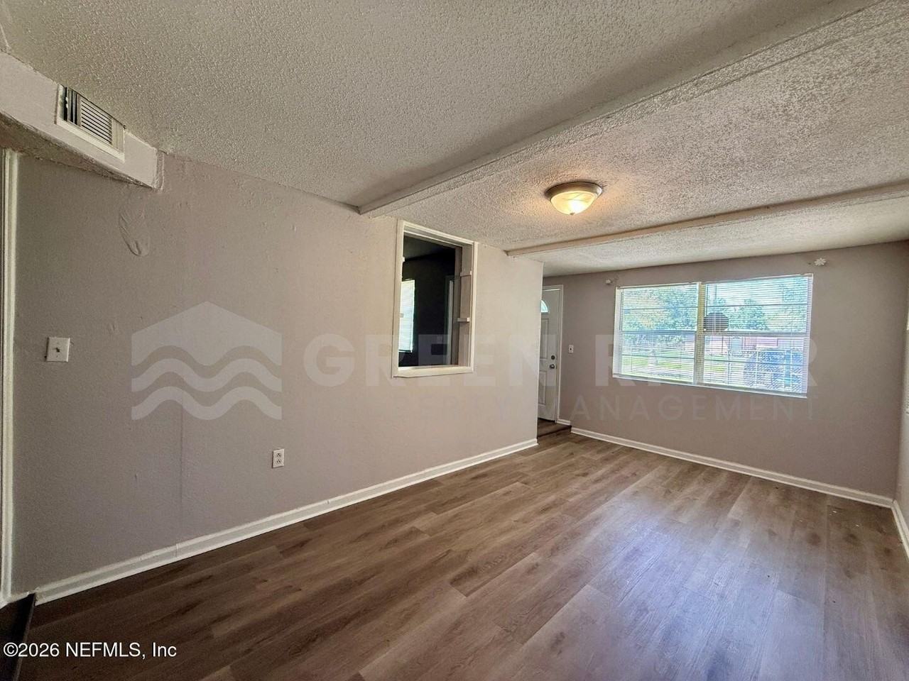 3078 W 15th St - Photo 7 of 24