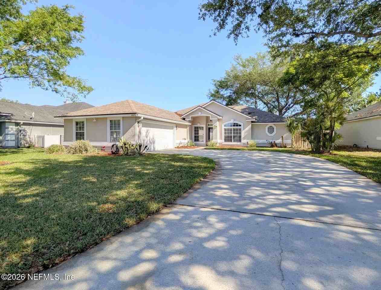 12171 Basalt Dr N - Photo 2 of 25