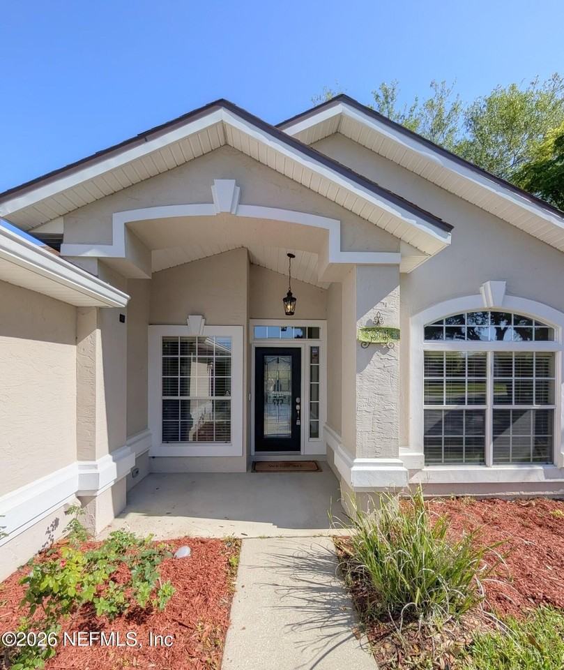 12171 Basalt Dr N - Photo 3 of 25