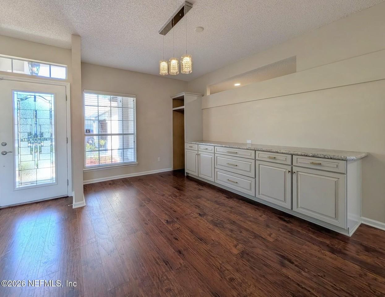 12171 Basalt Dr N - Photo 5 of 25