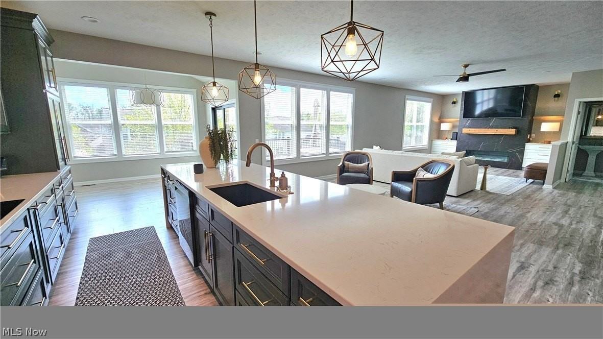 9337 Ellis Way - Photo 4 of 32