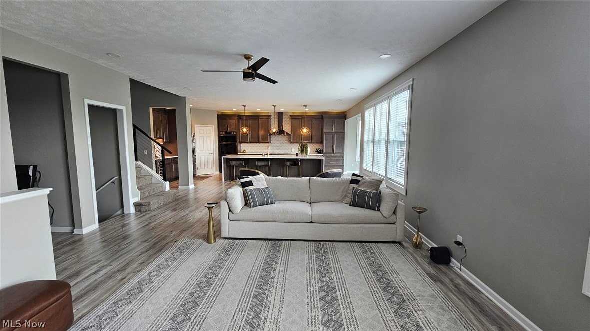 9337 Ellis Way - Photo 7 of 32