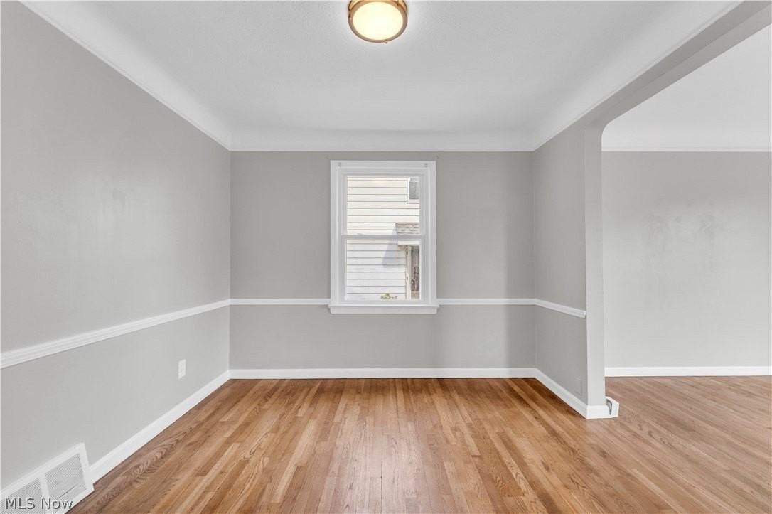 16705 Glendale Ave - Photo 7 of 26