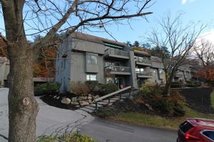 featured image of 1 Pine St #C32