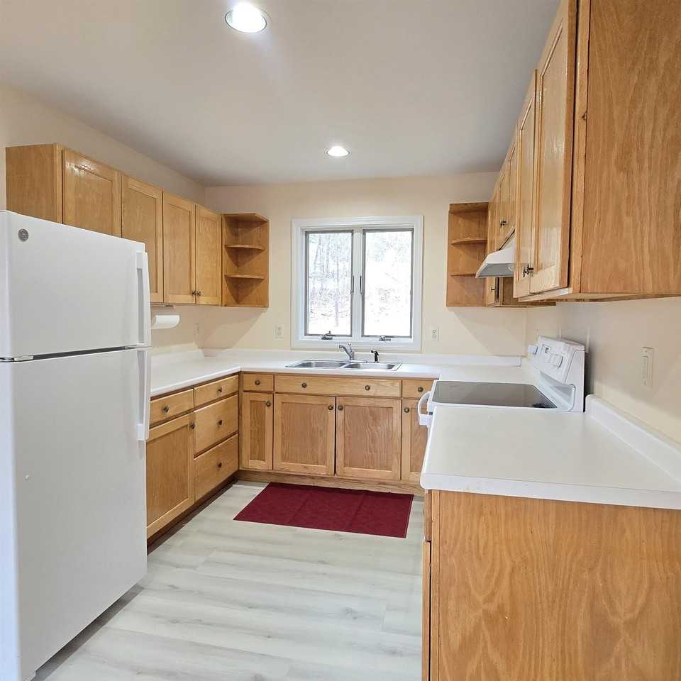 126 Range Rd - Photo 2 of 10