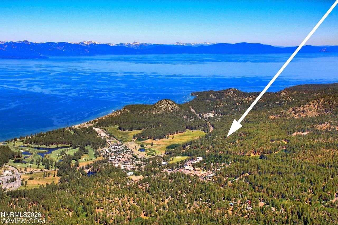 215 Clubhouse Circle - Photo 3 of 42