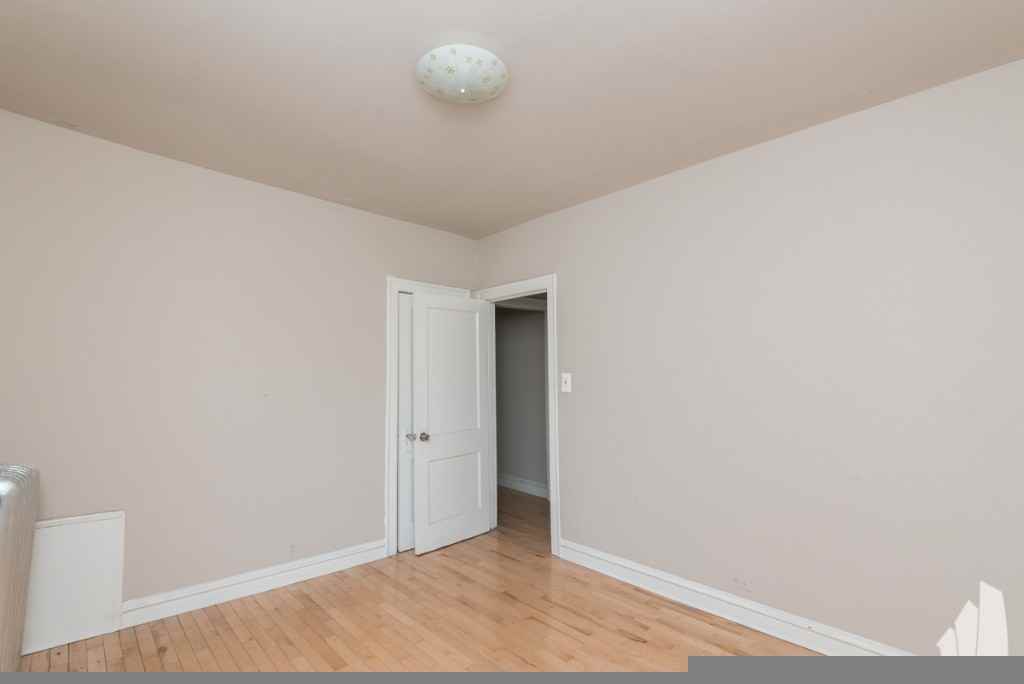 5662 N Ridge Ave #62-2J - Photo 7 of 12