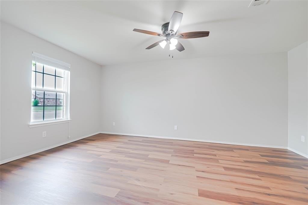 140 Waxberry Dr - Photo 5 of 22