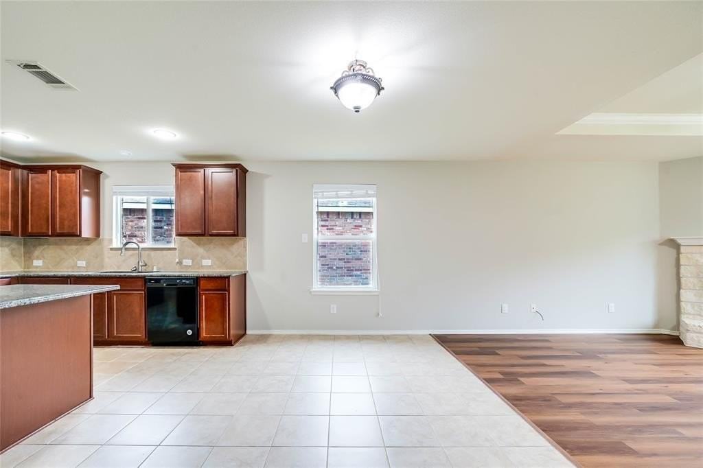 140 Waxberry Dr - Photo 7 of 22