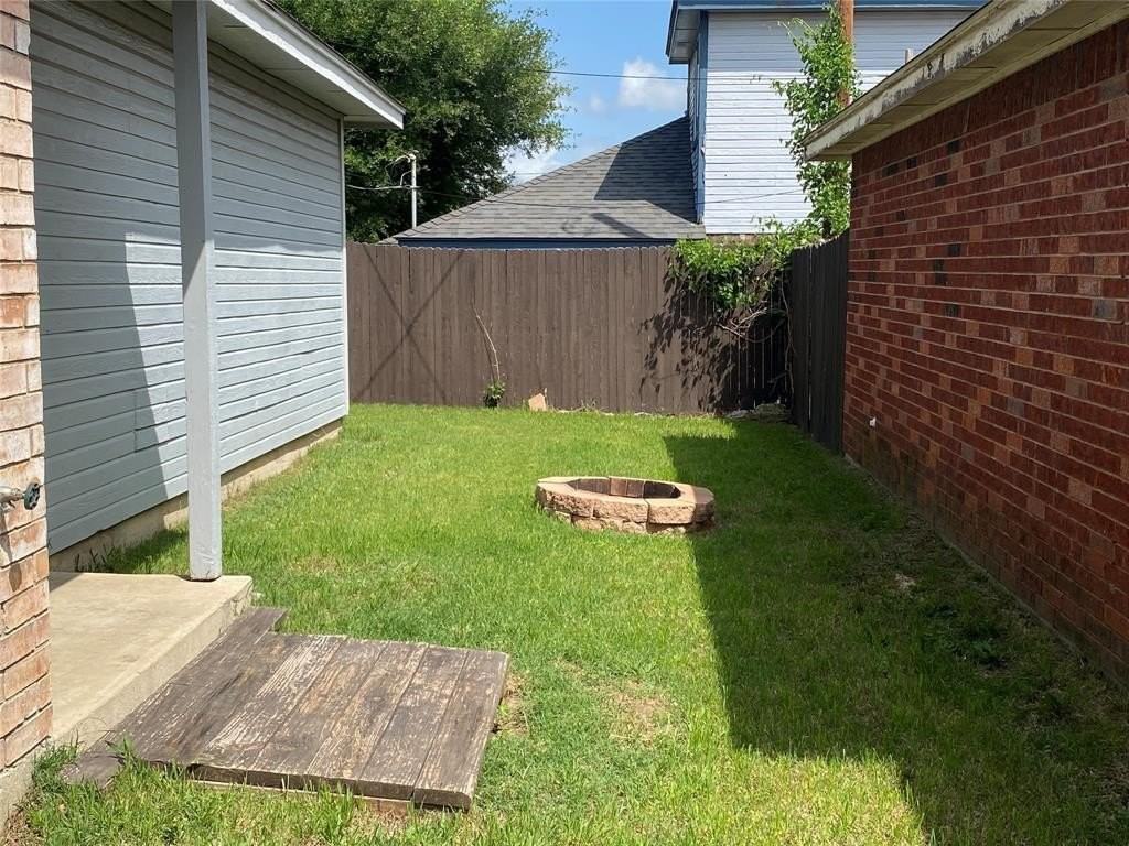 576 Majestic Park Ln - Photo 4 of 4