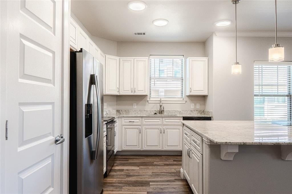 240 Washington St #201 - Photo 5 of 20