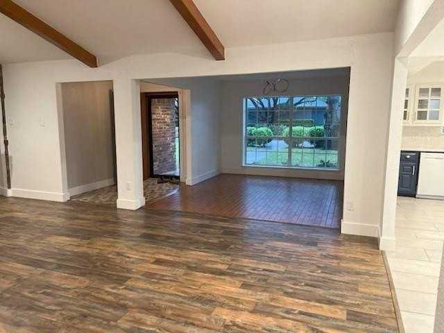 1110 Redman Ln - Photo 3 of 24