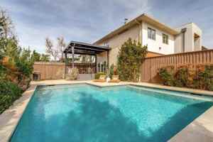 featured image of 9831 Lakemont Dr