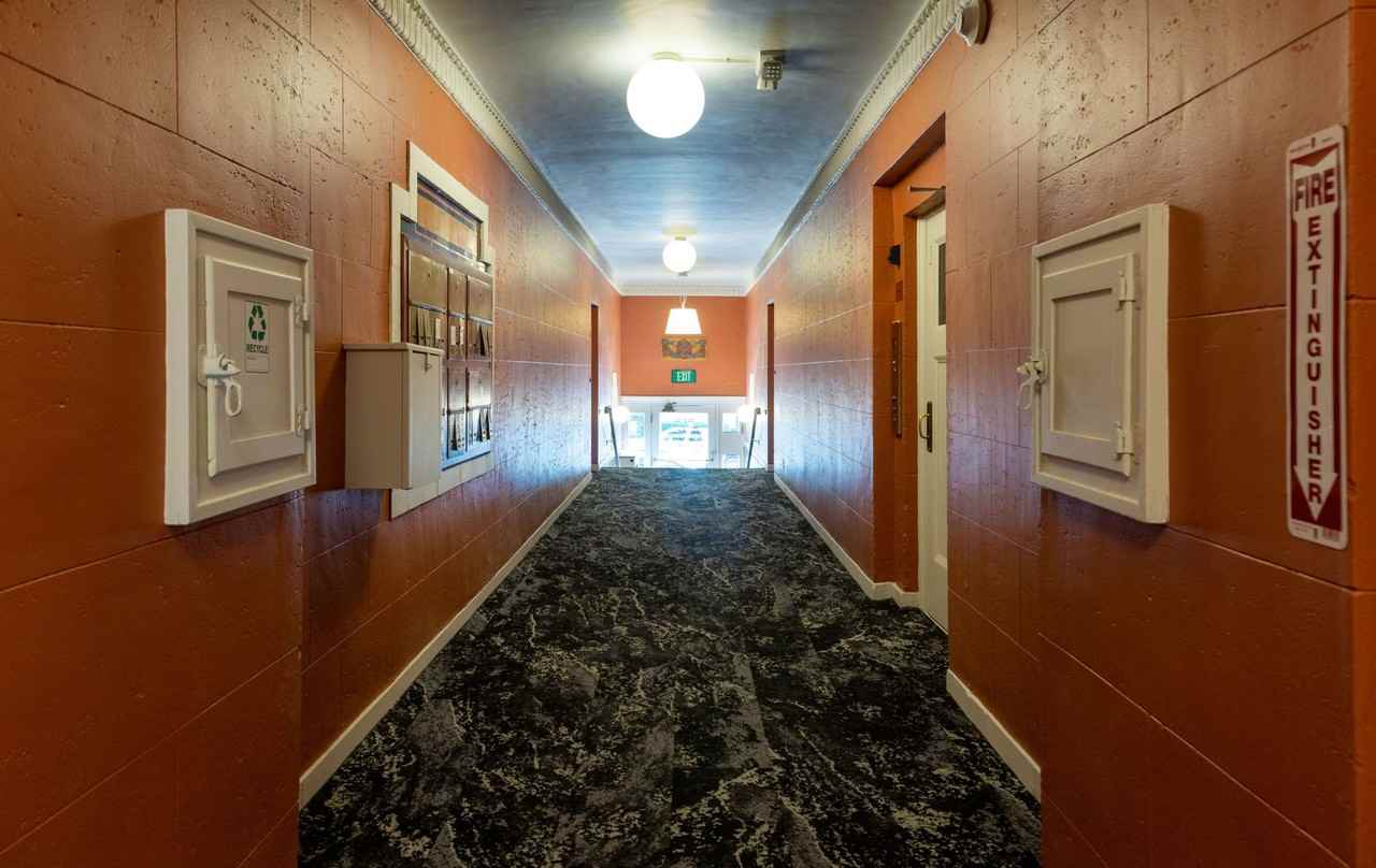 Pollyanna Apartments - Photo 3 of 4