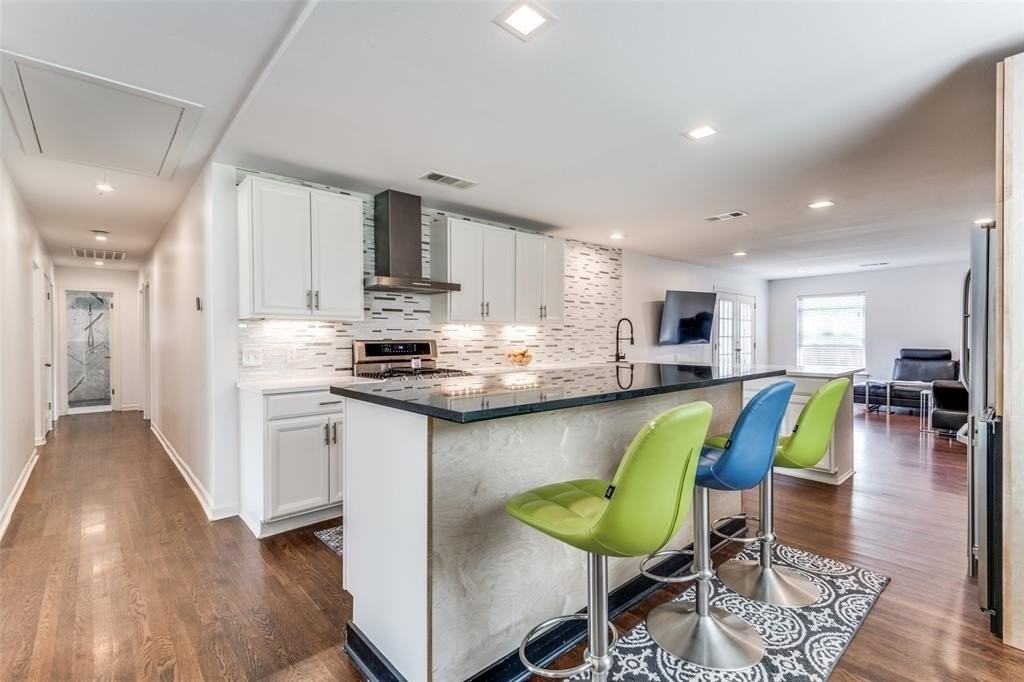 6330 Marquita Ave - Photo 3 of 16