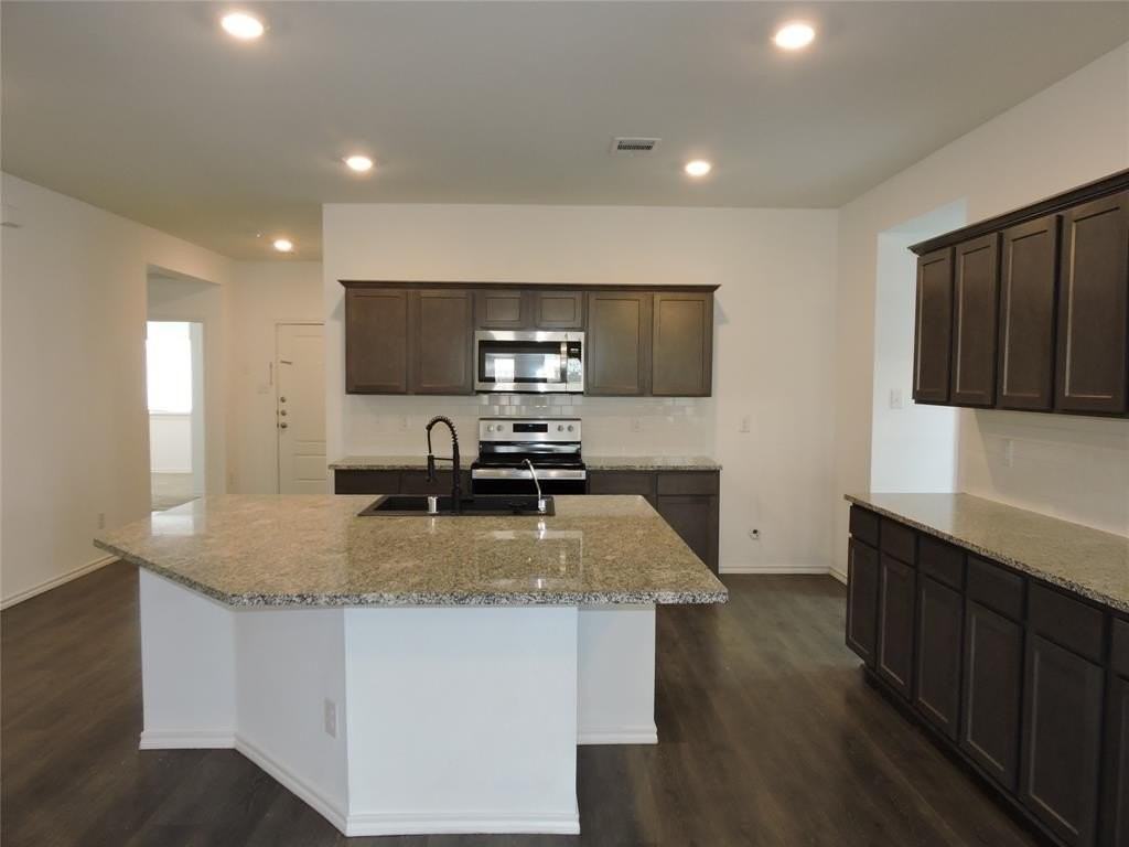 1307 Community Way - Photo 6 of 25