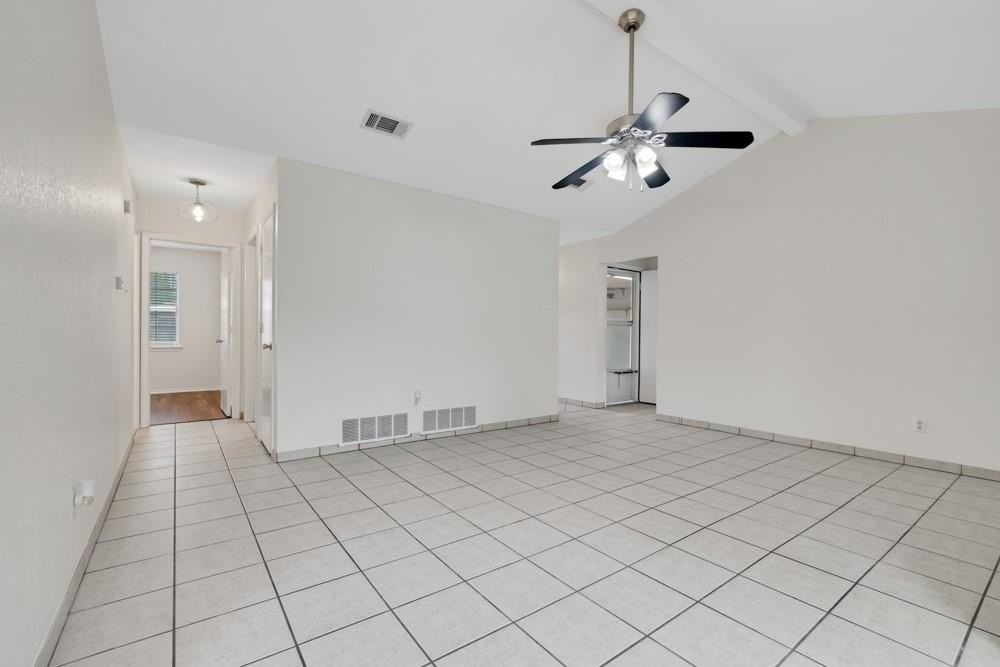 2816 Terry Ct - Photo 4 of 27