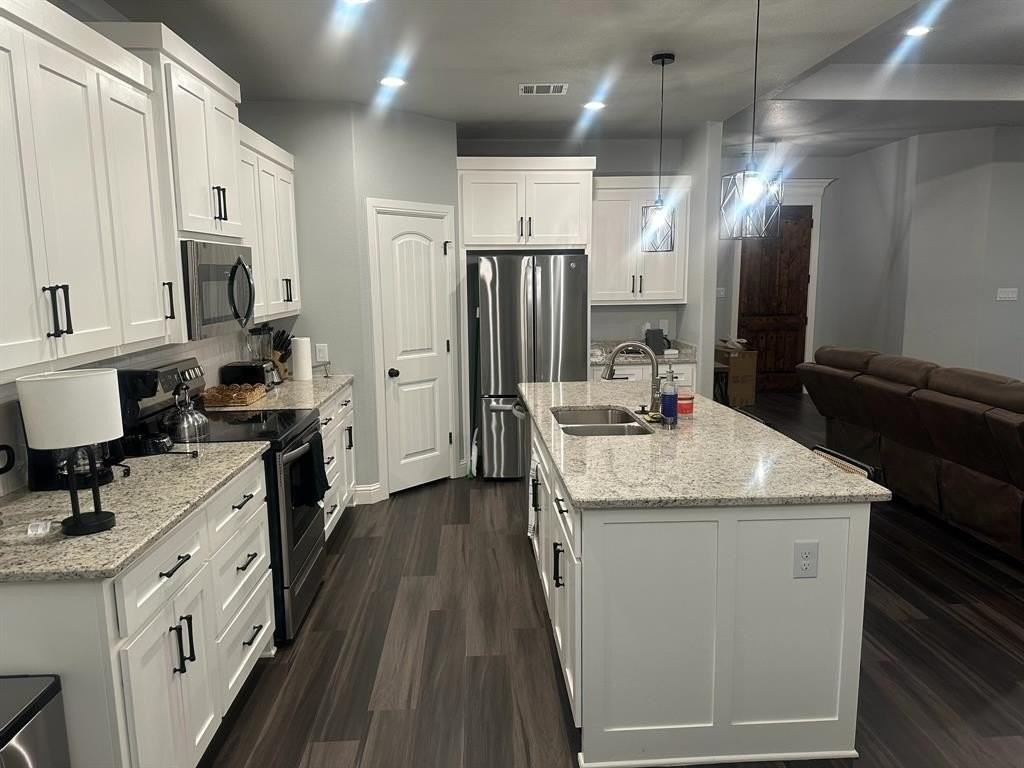 1418 Cheyenne Trl - Photo 3 of 15