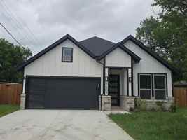 featured image of 1609 Sharon St