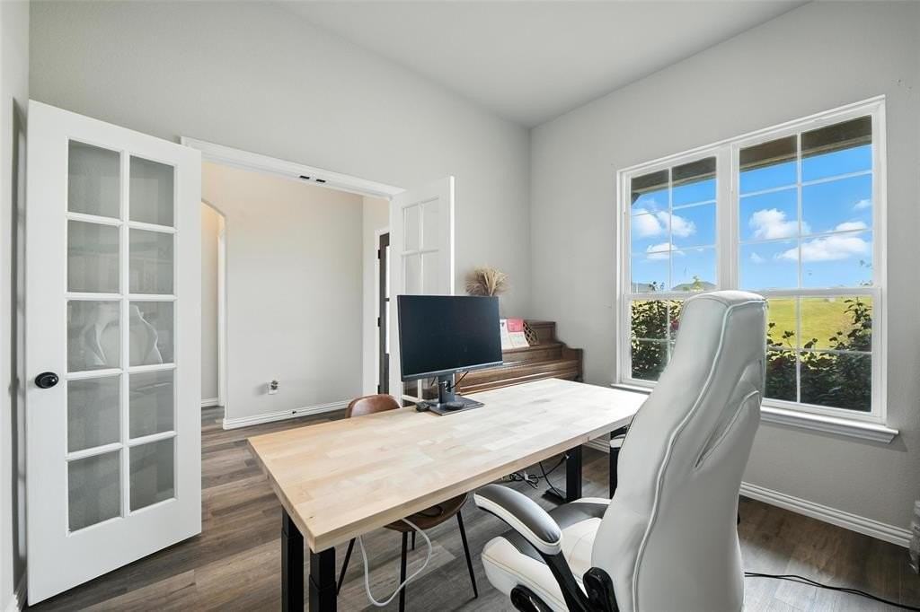 1089 Flagstone Dr - Photo 5 of 39