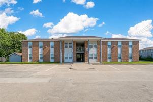 featured image of 319 Se 3rd St #104
