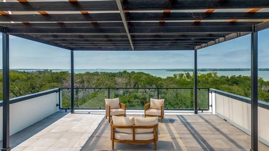 1230 Oak View Ct - Photo 3 of 28