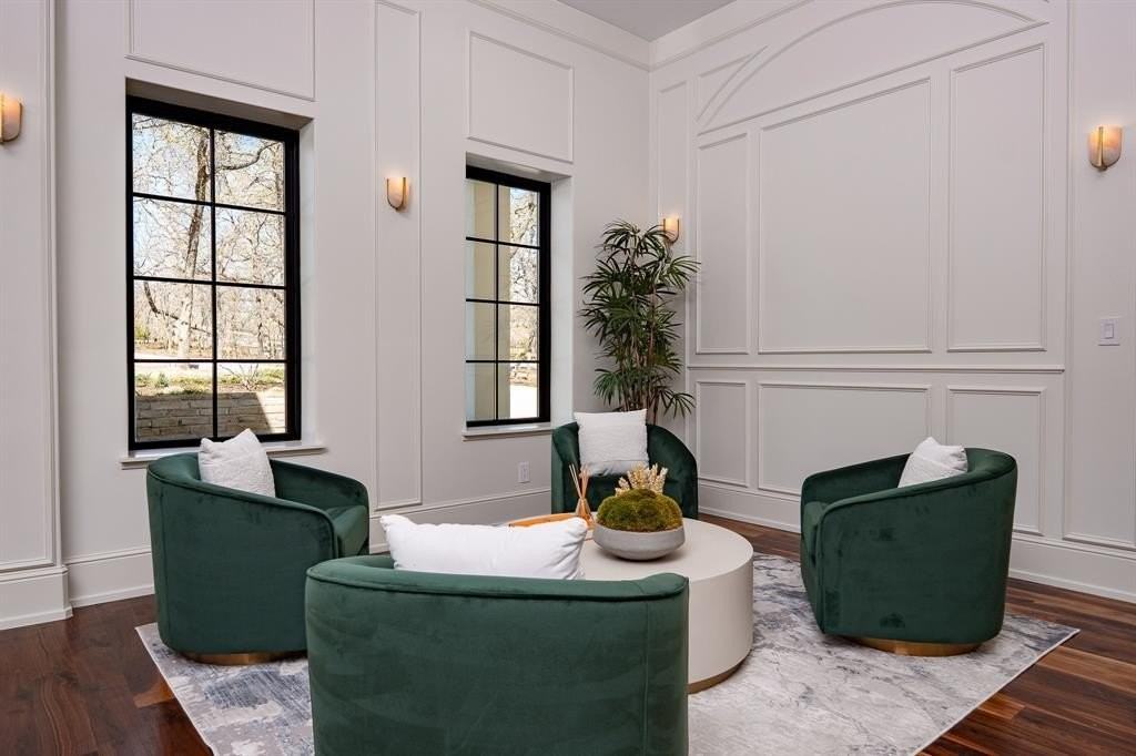 1230 Oak View Ct - Photo 5 of 28