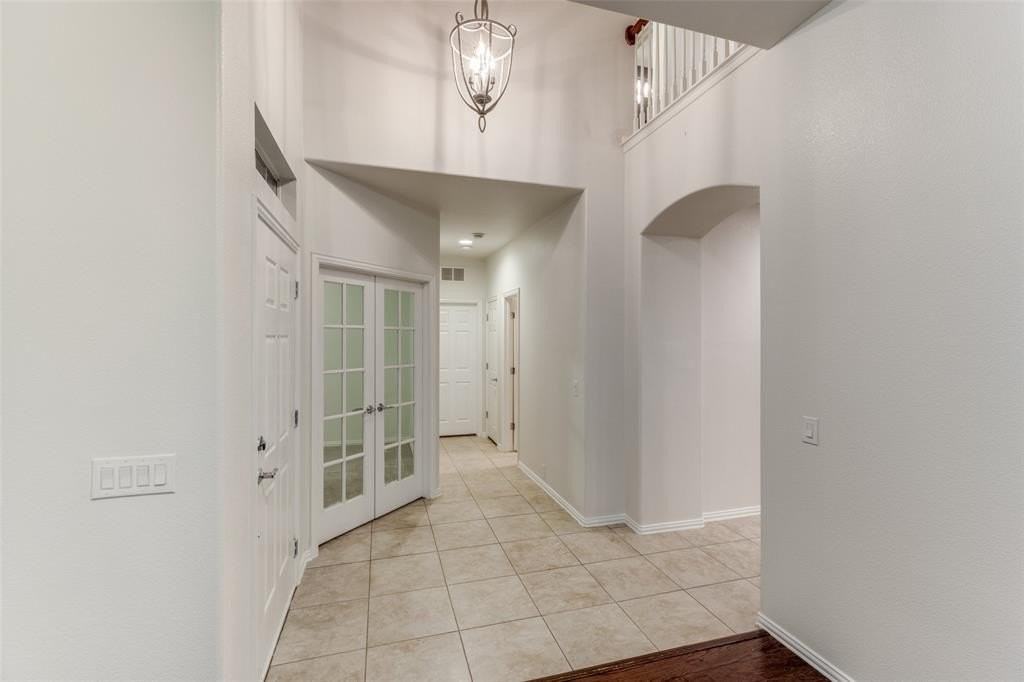 592 Burning Oak Dr - Photo 2 of 25