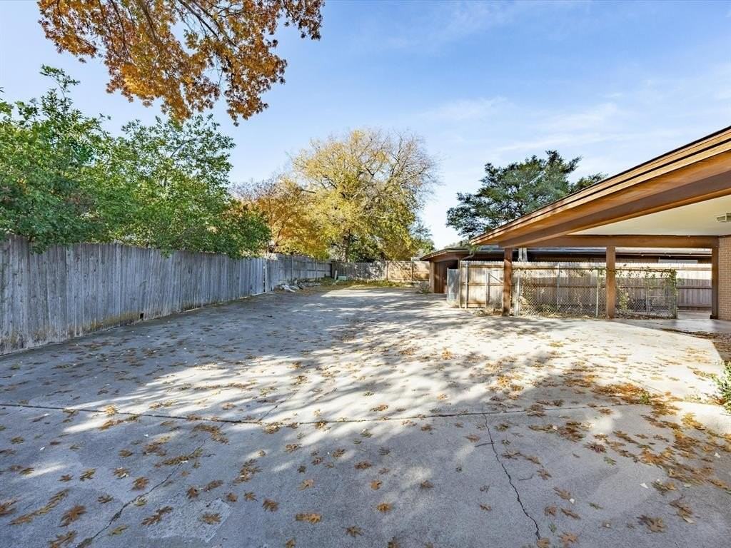 4613 Ranch View Rd - Photo 5 of 24