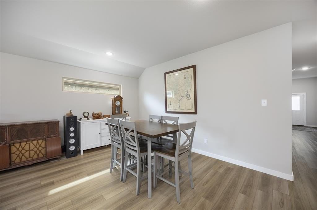 545 Beck Dr - Photo 6 of 15