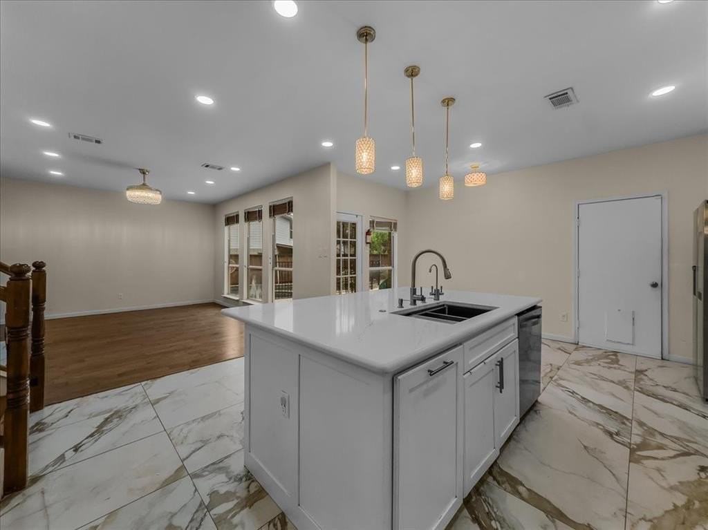 1805 Arbor Creek Dr - Photo 6 of 28